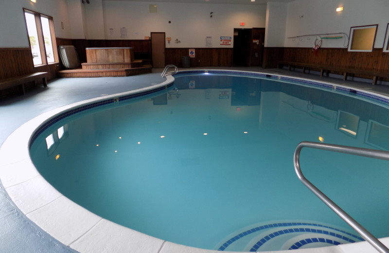 Indoor pool at Chautauqua Lodge.