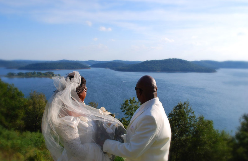 Wedding Couple at Sugar Ridge Resort 