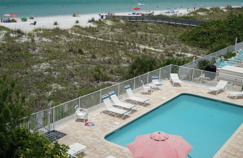 Rental pool at Long Key Vacation Rentals.