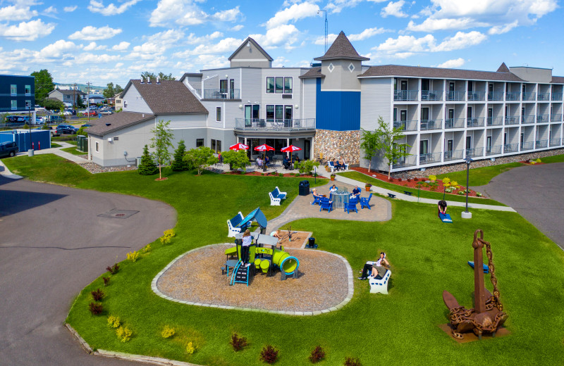 Park Point Marina Inn.