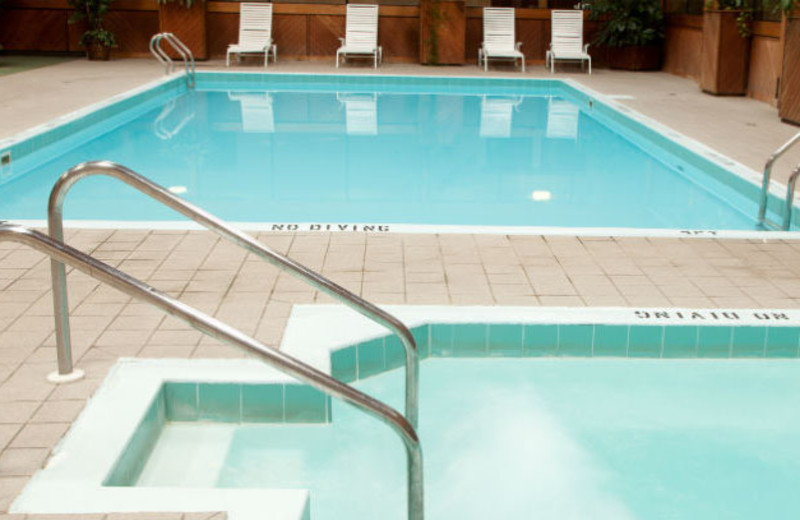 Indoor pool at Barker's Island Inn Resort & Conference Center.