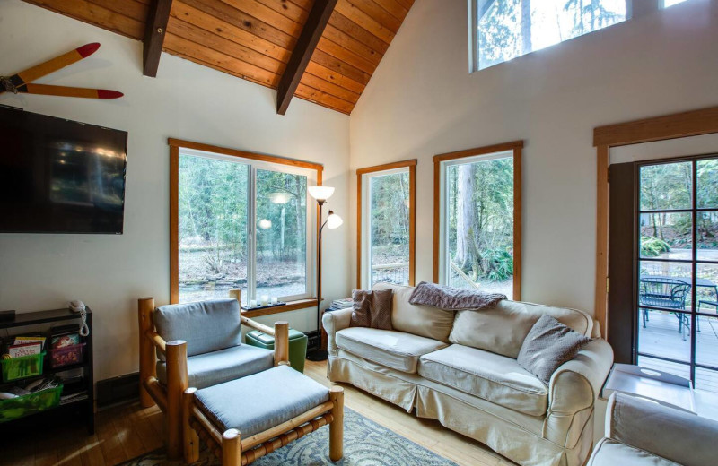 Rental living room at Mt. Baker Lodging.