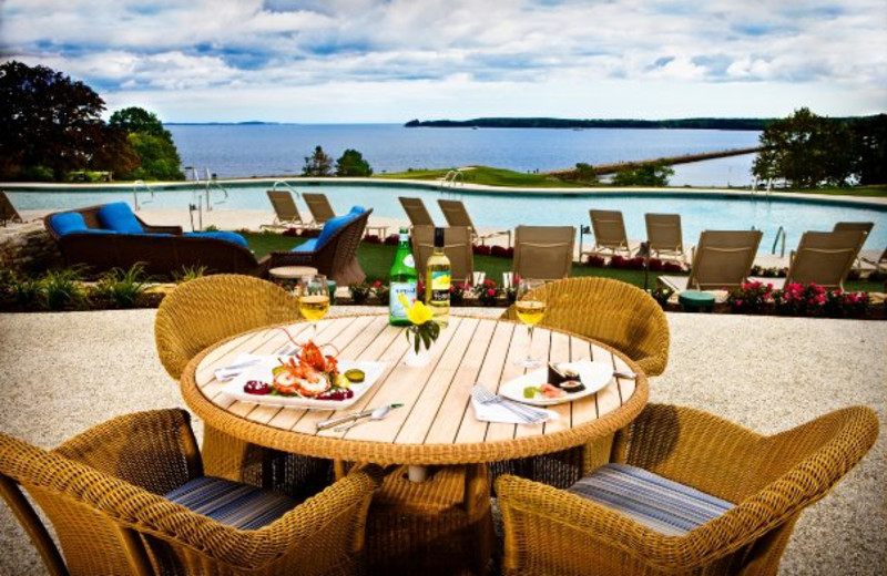Poolside Dining at The Samoset Resort