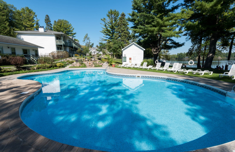 Outdoor pool at Bayview Wildwood Resort.