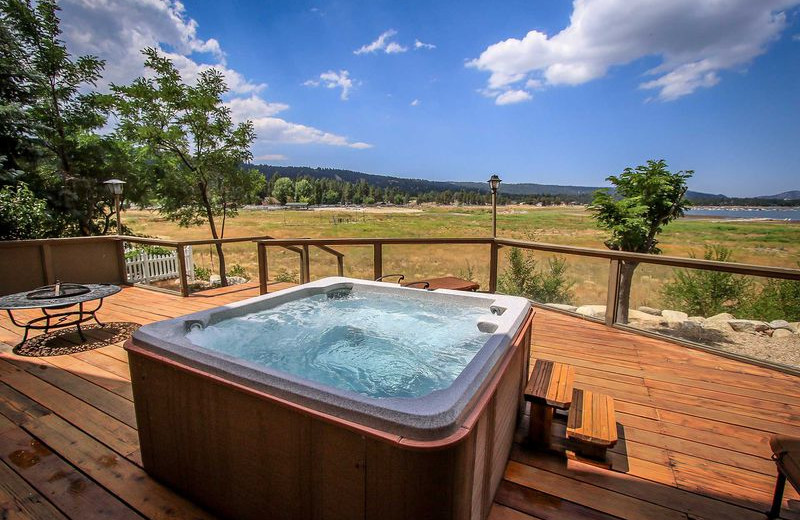 Rental hot tub at Big Bear Vacations.