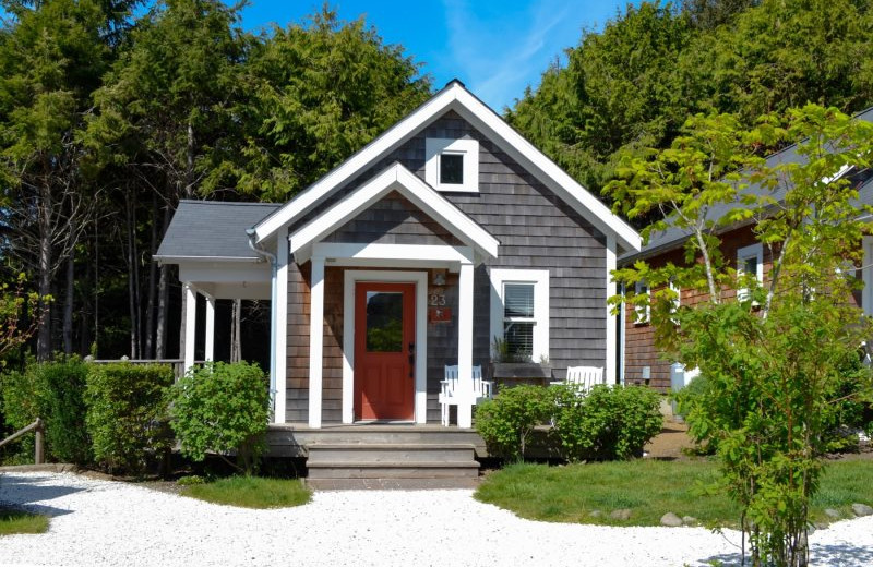 Rental exterior at Seabrook Cottage Rentals.