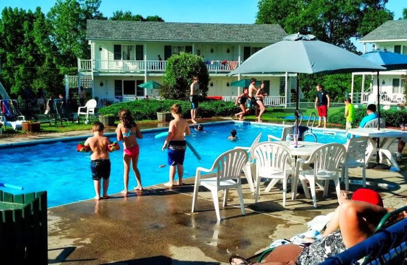 Outdoor pool at Gavin's Irish Country Inn.