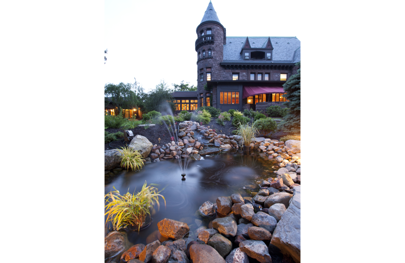 Exterior view of Belhurst Castle and White Springs Manor.