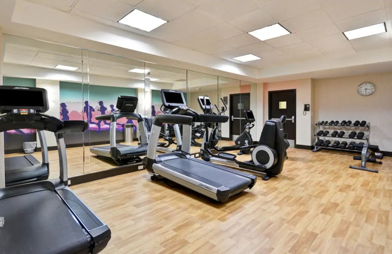 Fitness room at Hyatt Place Columbus/Worthington.