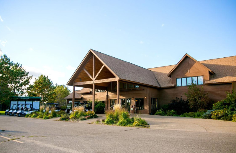 Exterior view of Thumper Pond Golf Course & Resort.