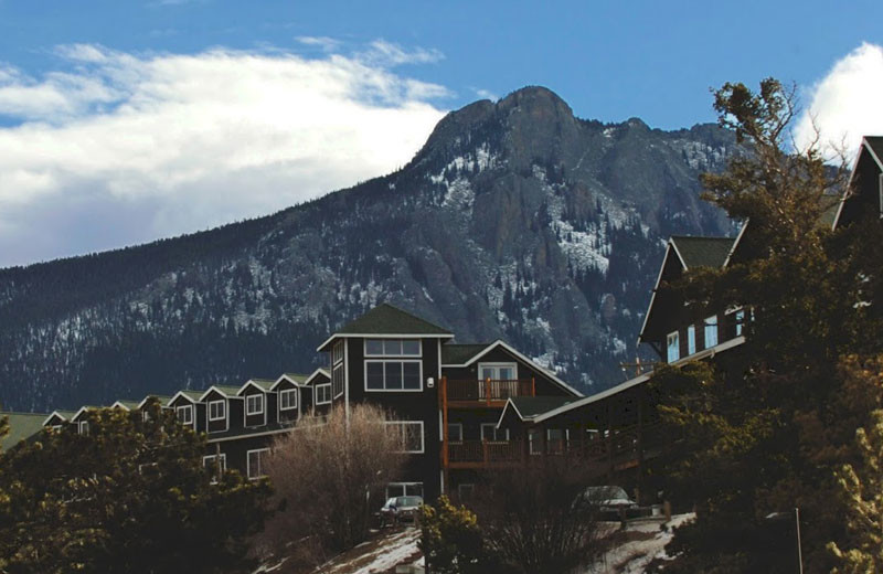 Exterior view of Marys Lake Vacation Condos.