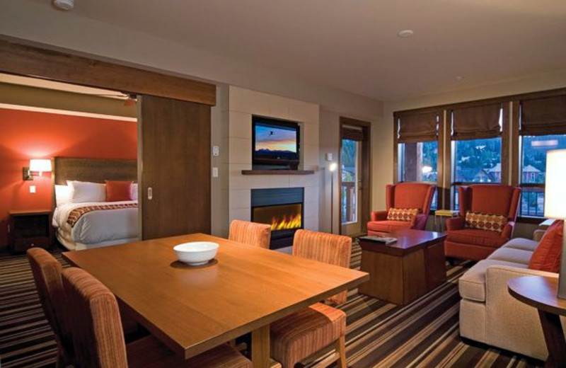 Guest living room at Evolution Whistler.