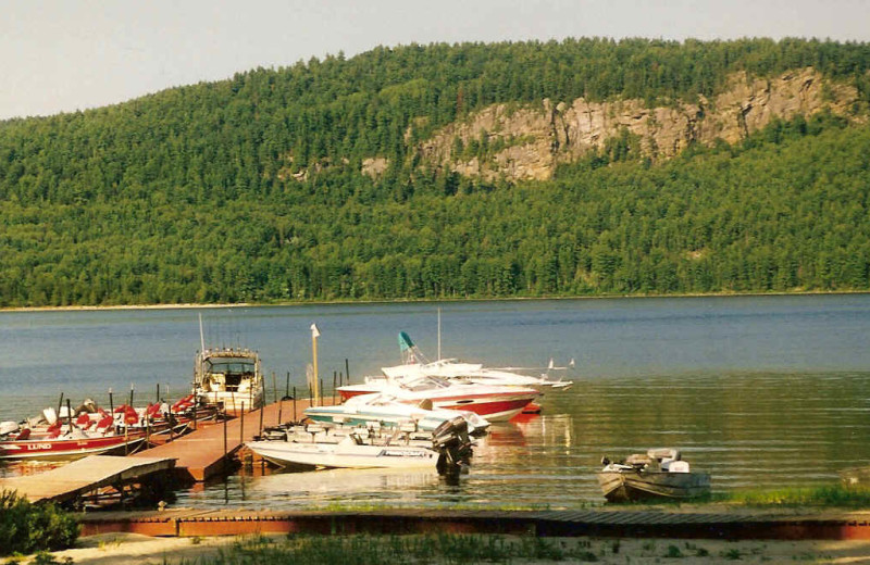 The Lake at Mountain River Lodge