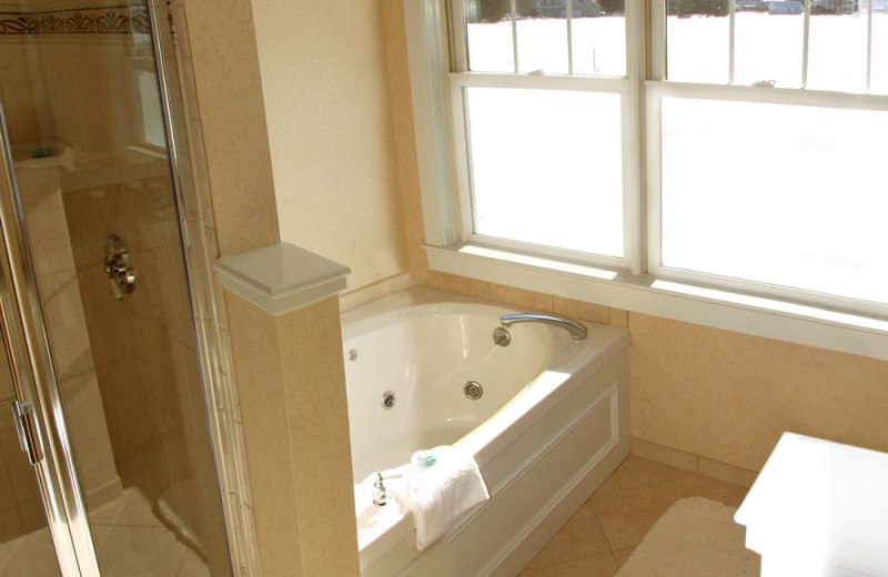 Townhouse bathroom at Stoweflake Mountain Resort & Spa.