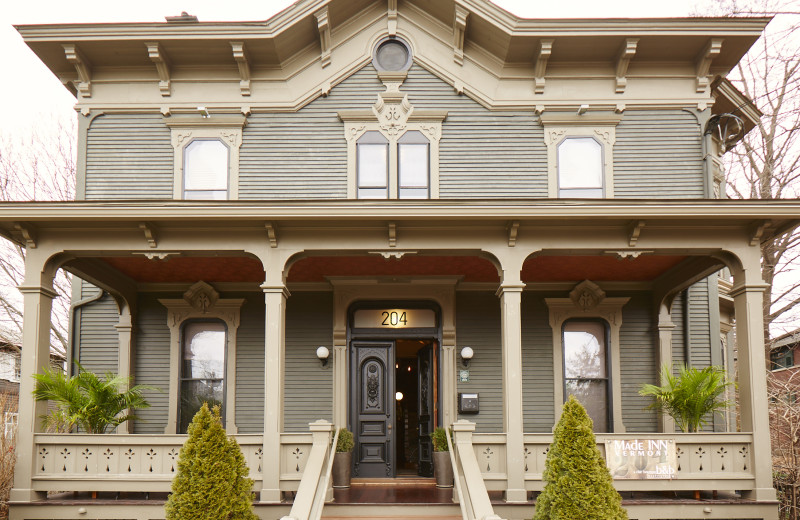 Exterior view of Made INN Vermont B&B.