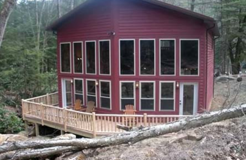 Cabin exterior at Stonecrest Cabins.