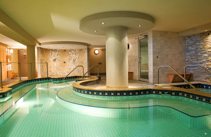 Spa pool at Banff Caribou Lodge & Spa.