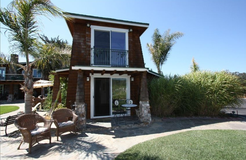 Cottage exterior at Wine Country Cottages and Rentals.