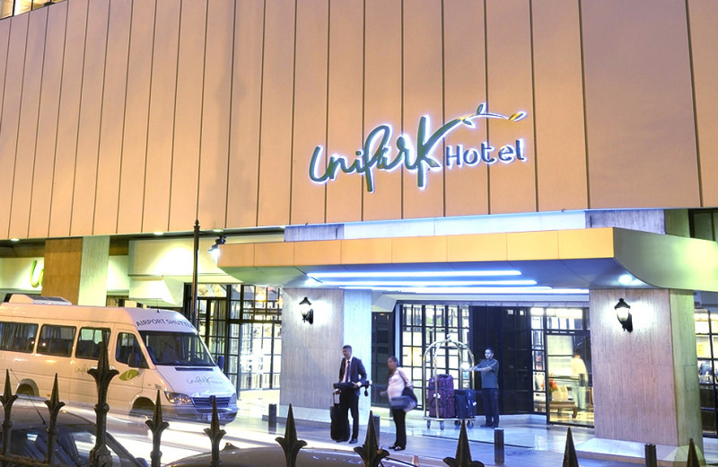 Exterior view of Unipark Hotel.