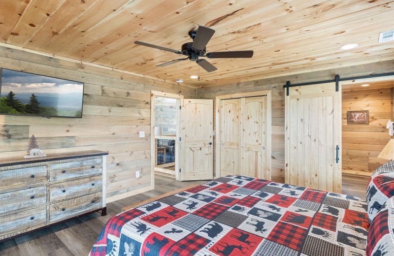 Bedroom at American Patriot Getaways - Morning Wood.