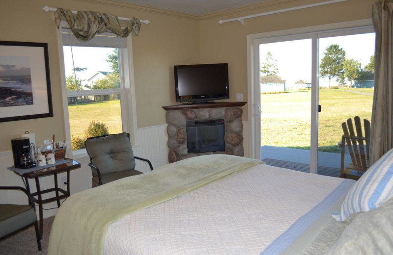 Cottage bedroom at Juan De Fuca Cottages.