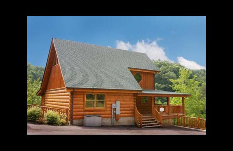 Cabin exterior at Eden Crest Vacation Rentals, Inc. - Bear Tracks Bungalow.