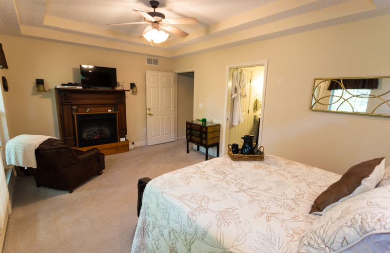 Guest room at The Inn at Harbour Ridge Bed and Breakfast.