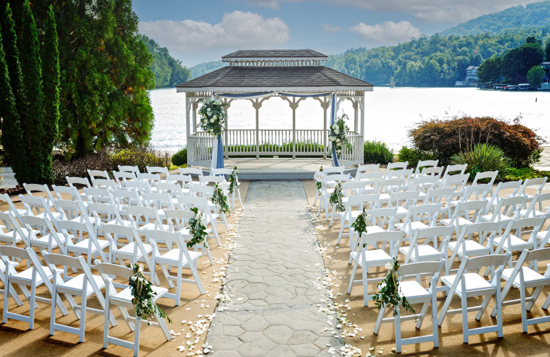 Weddings at Rumbling Bald on Lake Lure.