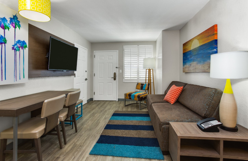 Guest living room at Holiday Inn Resort Orlando Suites - Waterpark.