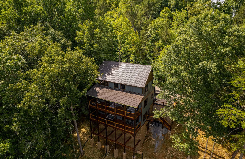 Exterior view of American Patriot Getaways - Smoky Sunrise.