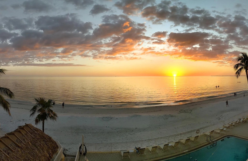 Sunset at Kahlua Beach Club.