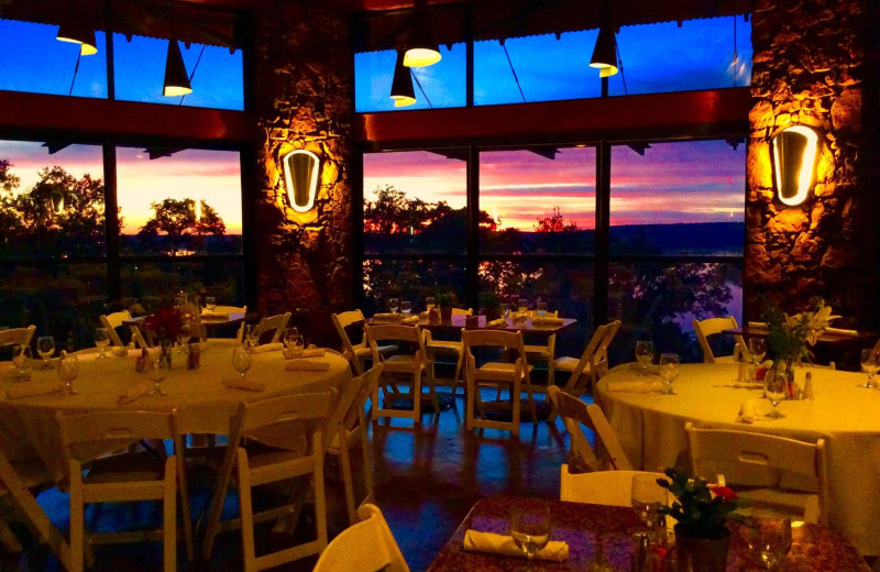Dining at Canyon of the Eagles Nature Park & Resort.