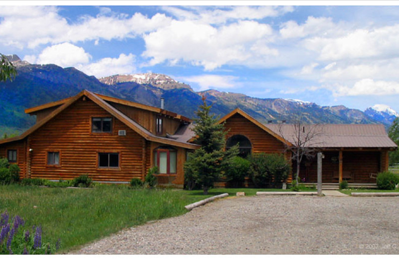 Exterior view of The Sassy Moose Inn.