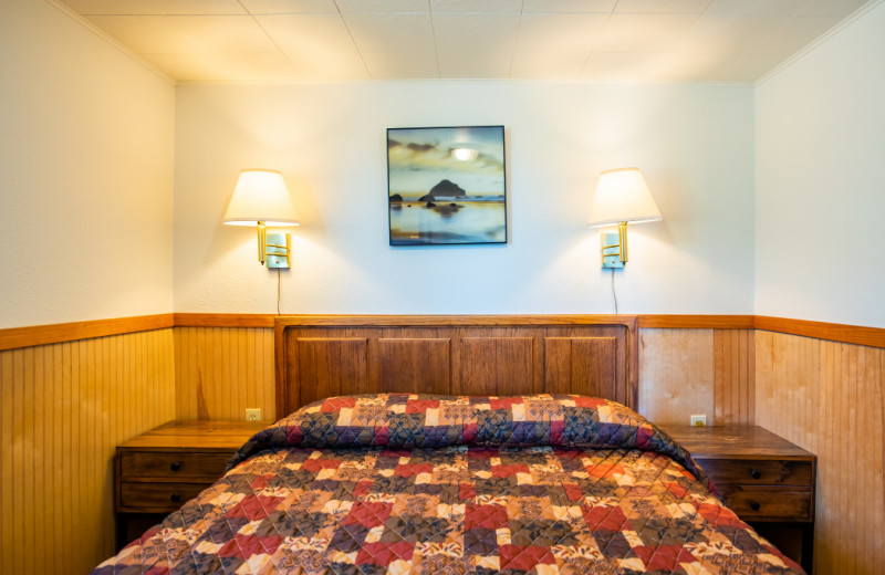 Cabin bedroom at Oceanside Ocean Front Cabins.