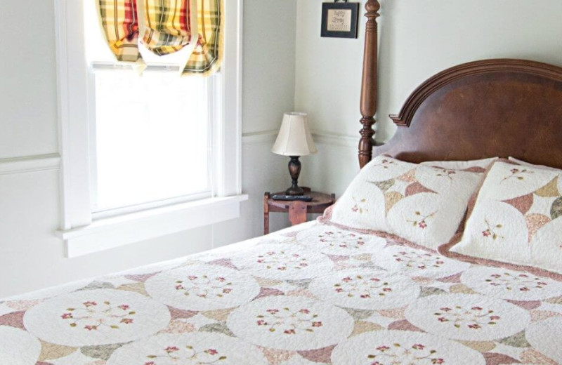 Guest room at Mountaintop Lodge at Lake Naomi.