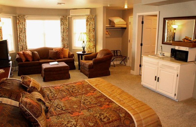 State Room at Baileys Harbor Resort