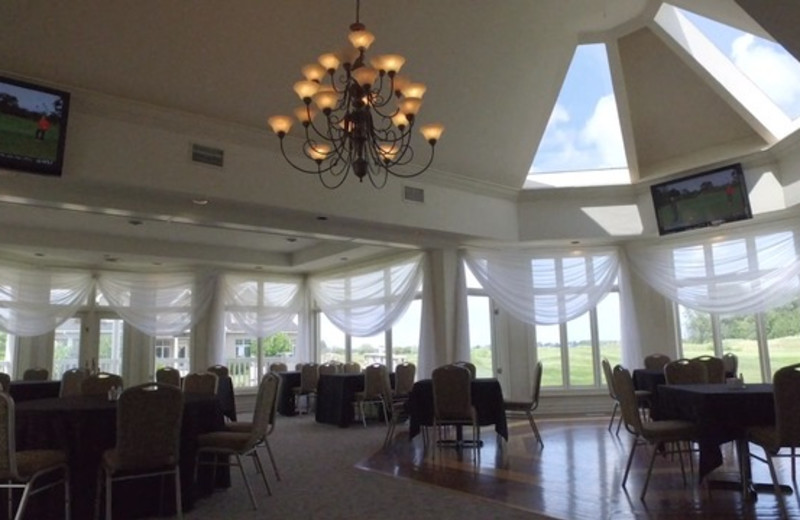 Dining room at Sawmill Creek Golf Resort & Spa.