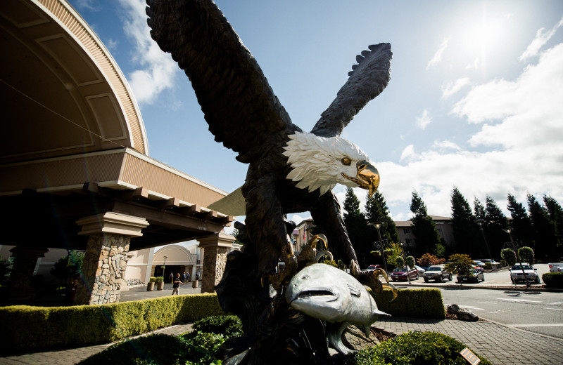 Exterior view of Seven Feathers Casino Resort.