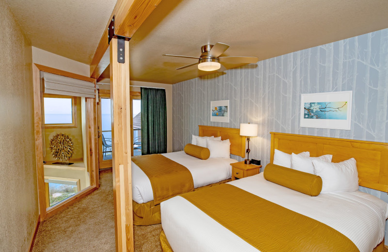 Guest bedroom at Surfside on Lake Superior.