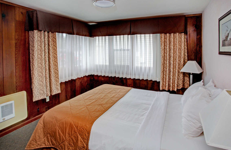 Guest room at Surfrider Resort.