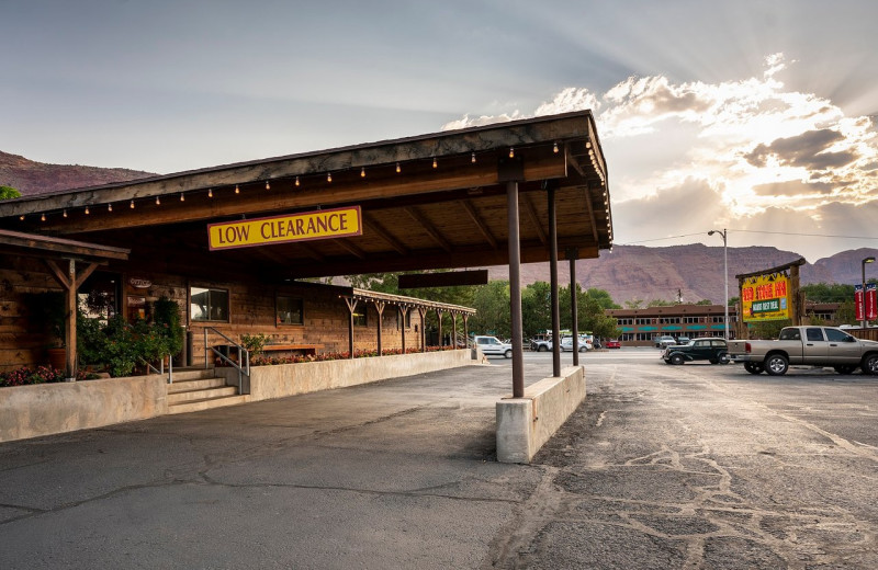 Exterior view of Redstone Inn.