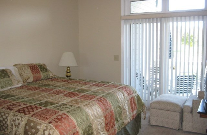 Rental bedroom at Jefferson Landing.