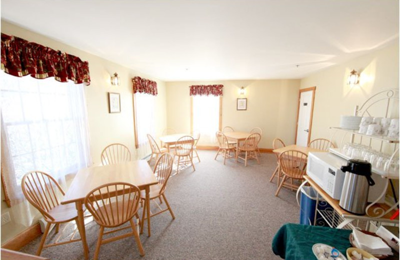 Breakfast room at The Admiral's Inn Resort.