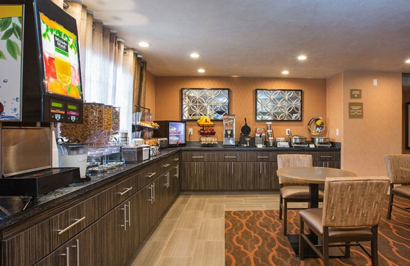 Continental Breakfast at Best Western University Inn Santa Clara