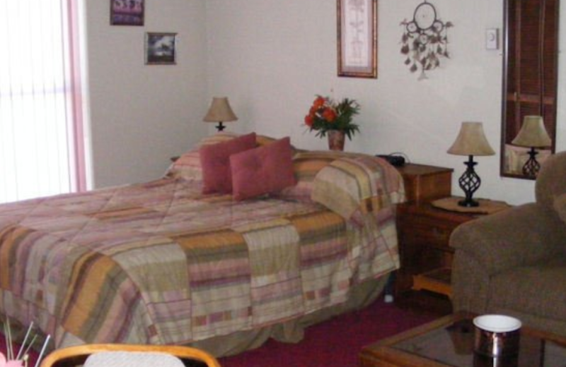 Guest bedroom at Copper Chase Condominiums.