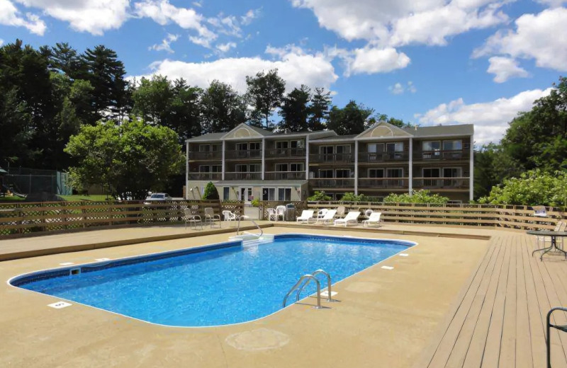 Outdoor pool at Misty Harbor & Barefoot Beach Resort.