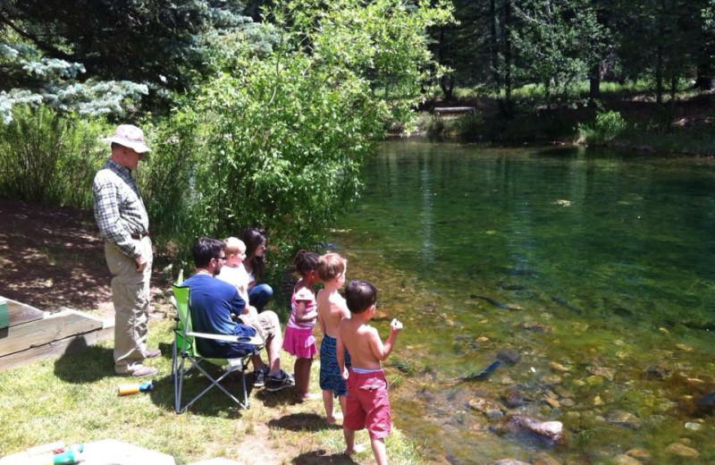 Family fishing at Eagles Nest Cabins.