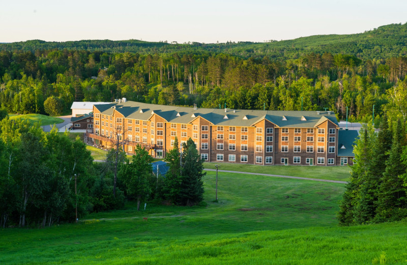 Exterior view of The Lodge at Giants Ridge.