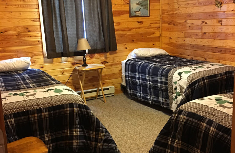 Cabin bedroom at Linder's HideAway Cabins.