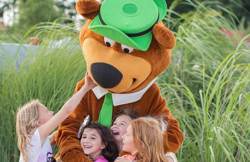 Family at Yogi Bear's Jellystone Park Gardiner.